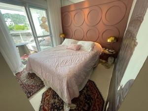 Cód 52 - Apartamento de 2 suítes com piscina