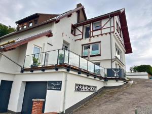 Apartment Eifelglück with roof terrace