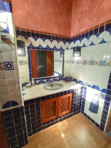 Rustic house with stunning lake view