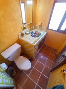 Rustic house with stunning lake view