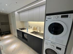 디뷰더스카이 mk house