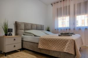 Ada Lake & Family Suite