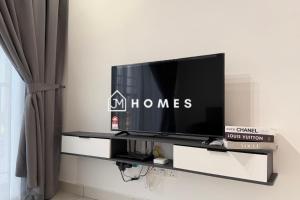 C180 Trader Park 3Room Balcony Free Carpark #10