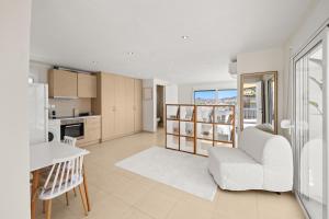 Apt 1 From The Sea With Private Terrace & BBQ