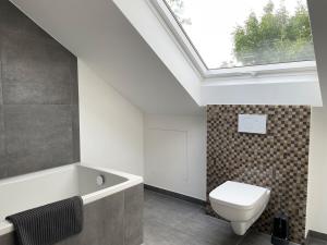 Moderne Unterkunft mit 5 Betten in Pfaffenhofen-Baden-Württemberg