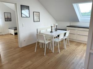 Moderne Unterkunft mit 5 Betten in Pfaffenhofen-Baden-Württemberg