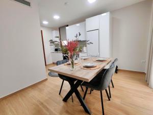 Cyclopean View Suites