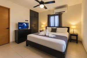 Penthouse with Large Rooftop Terrace & Parking