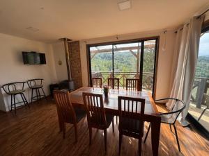 Casa con vista al rio Cutipay