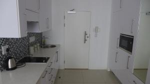 ITowers Luxury Apartment 2