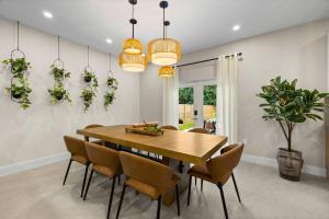 Luxury 4BR Retreat | Pool • Kitchen