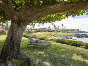 Makena Surf B204 Beachfront Resort
