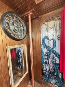 The Victorian Voyager