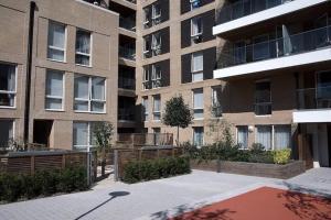 Cosy Family House in Canning Town London