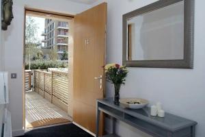 Cosy Family House in Canning Town London