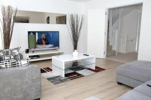 Cosy Family House in Canning Town London