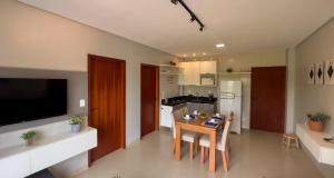 Apto c 2 suites e Lazer Completo a 100m da Praia