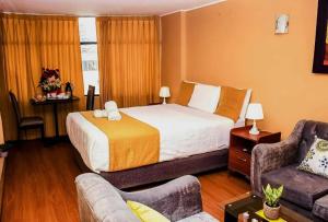 Hotel San Lazaro con Cochera