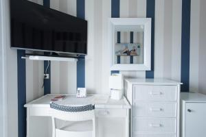 Hotels Hotel The Originals Miramar, Royan Pontaillac : photos des chambres