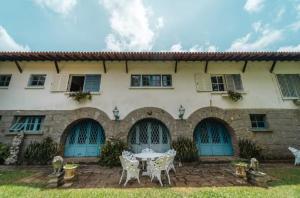 Maison Paquequer - A Historic Countryside Villa Itaipava with Private Chief- Future Winery, Events e Weddings