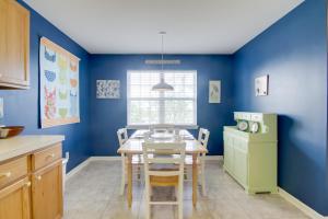 Pool and Bay Access Serene Ocean View Oasis