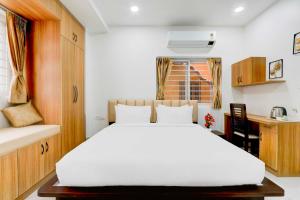 Townhouse Chanda Nagar Hyderabad GSM Mall