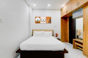 Townhouse Chanda Nagar Hyderabad GSM Mall