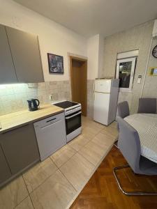 Apartments by the sea Seline, Paklenica - 6528