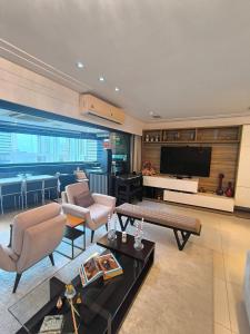 Luxurious apartment in the city center