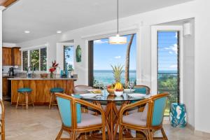 Kona Oceanfront - Gorgeous Quiet Sleeps 6