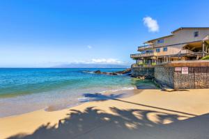 Ocean Views & ac! ks d8 - Sullivan Properties