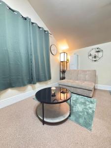 The Modern Nest by station