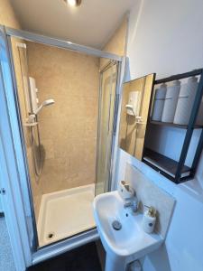 The Modern Nest by station