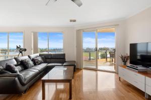 Baywatch - 8 James Drive, Carrickalinga