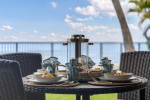 Hale Ono Loa 120 · HOL 120 Oceanfront 2BD w Ocean View AC Pool