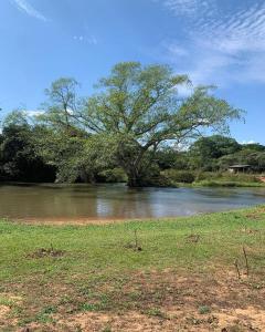 Rancho acesso ao rio São Lourenço