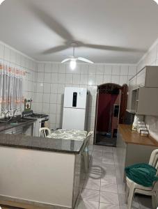 Casa na praia com churrasqueira