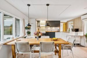 Awesome Home In Ebeltoft With 2 Bedrooms And Internet