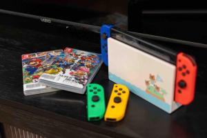 Movie Theater-Game Room-Parking-Heart Of Cleveland