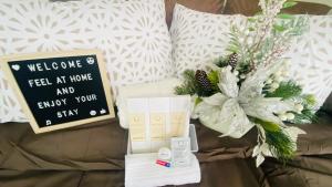 Vivs room-studio type Manhattan Hegihts TowerD