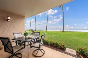 Papakea A108 · PK A108 Remodeled OceanFront Studio w Ocean Views