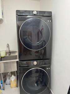 New villa with 4 bedrooms and 5 beds