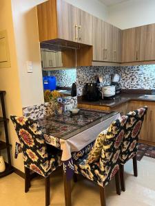 Japan Vibe near Ayala Feliz Mall 2BR 55sqm with Veranda Netflix Pool