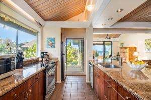 Kahana Village 2 · KHV 2 Direct Oceanfront 2BD Condo Steps to Be