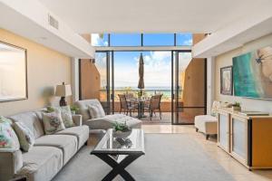 Kahana Villa E706 · KV E706 Breathtaking Oceanview 2BD With Cent