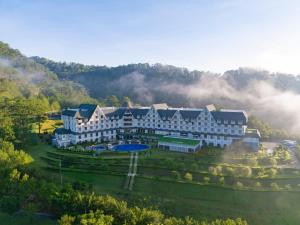 Swiss-Belresort Tuyen Lam