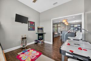 Floridays Manor home