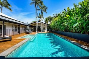 Luxury Family Estate l Pool & Pet Friendly l Nova Escapes