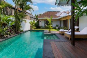 Villa Santi Holiday Villa