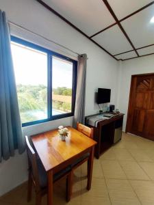 Sunville Hotel and Restaurant